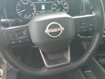 2025 Nissan Rogue - Photo 12
