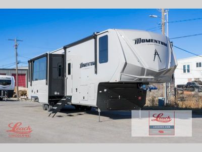 2026 Momentum 395MT - Photo 1
