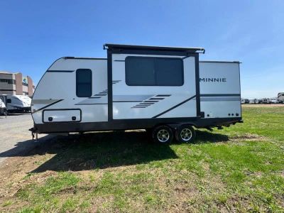 2022 Winnebago Minnie - Photo 8