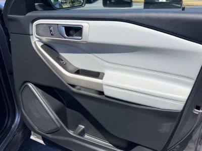 2023 Ford Explorer - Photo 9
