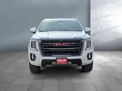 2023 GMC Yukon XL - Photo 2