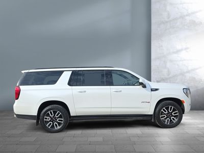 2023 GMC Yukon XL - Photo 7