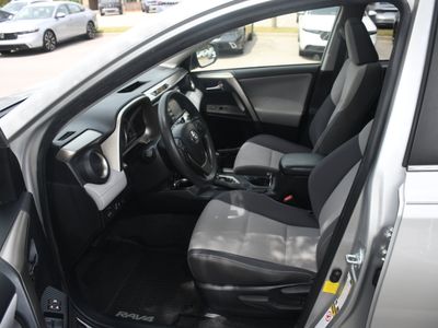 2014 Toyota RAV4 - Photo 7