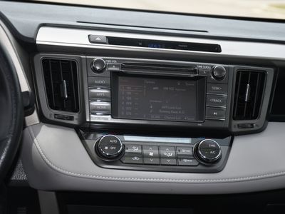 2014 Toyota RAV4 - Photo 16
