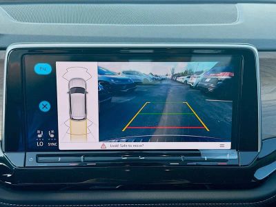 2026 Volkswagen Atlas — photo 13 view