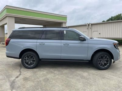 2026 Ford Expedition - Photo 2