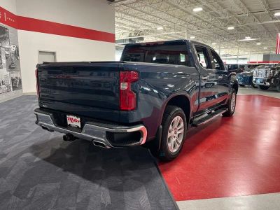 2022 Chevrolet Silverado 1500 — rear three-quarter view