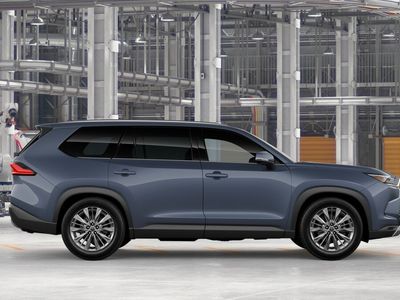 2026 Toyota Grand Highlander — photo 12 view