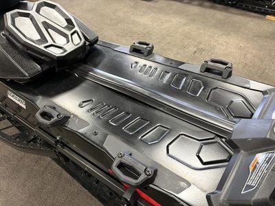 2024 Ski-Doo Summit Adrenaline with Edge Package Rotax 850 E-TEC 154 SS H_Al Powder 3 - Photo 10