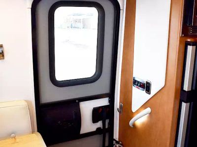 2020 Leisure Travel U24TB - Photo 11
