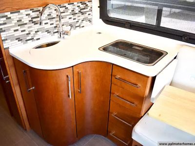 2020 Leisure Travel U24TB - Photo 15
