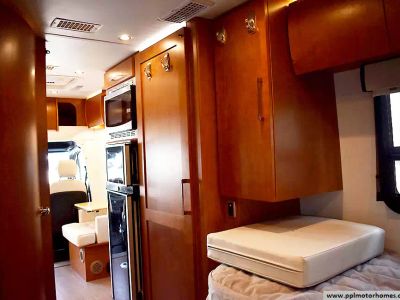 2020 Leisure Travel U24TB - Photo 33