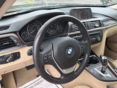 2014 BMW 3 Series — photo 17 view
