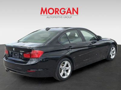 2014 BMW 3 Series — interior view