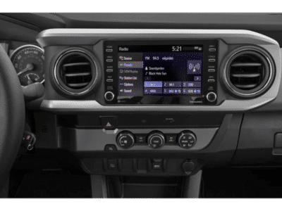 2023 Toyota Tacoma - Photo 14
