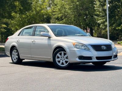 2009 Toyota Avalon — side profile view