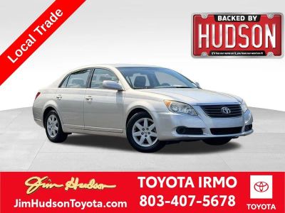 2009 Toyota Avalon XL in Classic Silver — front three-quarter view