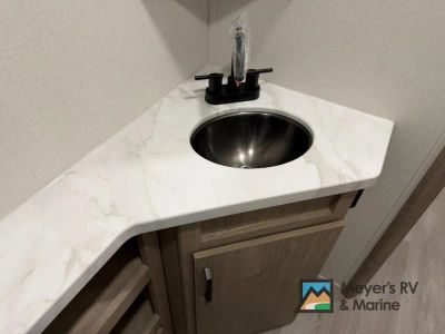 2026 Grand Design Imagine XLS - Photo 19