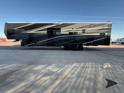 2026 Jayco Seismic - Photo 8