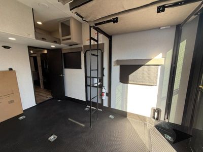 2026 Jayco Seismic - Photo 25