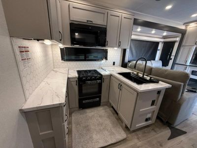 2026 Jayco Seismic - Photo 50