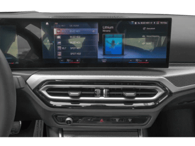 2026 BMW 3 Series — photo 7 view