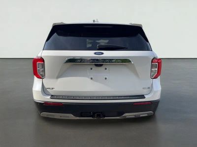 2020 Ford Explorer — detail view
