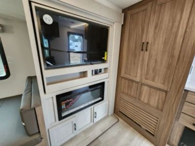 2025 Coachmen Freedom Express Ultra Lite - Photo 14