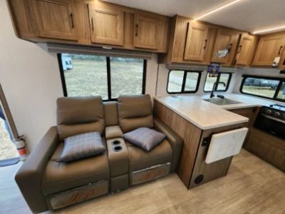 2025 Coachmen Freedom Express Ultra Lite - Photo 10