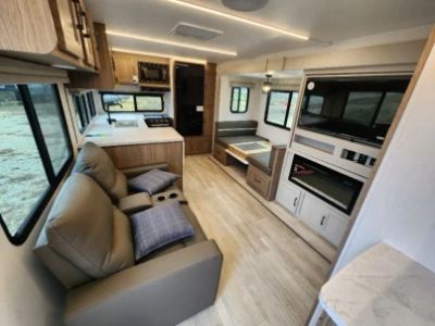 2025 Coachmen Freedom Express Ultra Lite - Photo 9