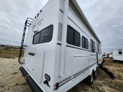 2025 Coachmen Freedom Express Ultra Lite - Photo 4