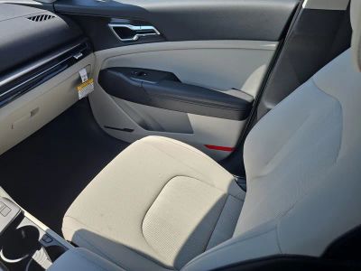 2026 Kia Sportage — photo 16 view