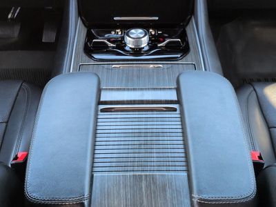 2024 Jeep Wagoneer - Photo 19