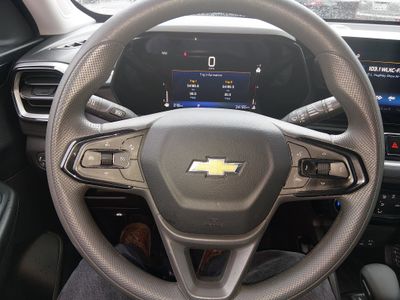 2025 Chevrolet Trailblazer — photo 12 view