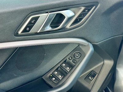 2021 BMW 2 Series — photo 18 view