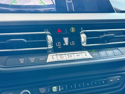 2021 BMW 2 Series — photo 16 view