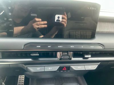 2027 Kia Telluride Hybrid — photo 12 view
