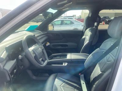 2027 Kia Telluride Hybrid — photo 10 view