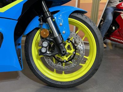 2026 Yamaha YZF-R7 - Photo 10