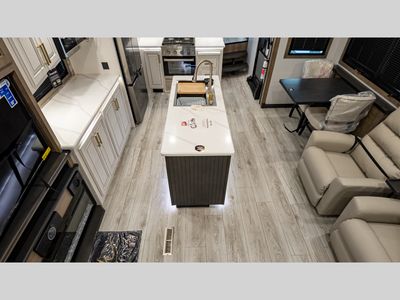 2025 Keystone RV Montana - Photo 38