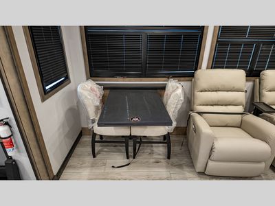 2025 Keystone RV Montana - Photo 24