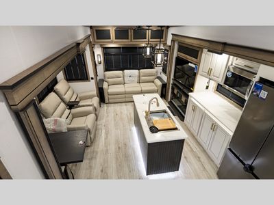 2025 Keystone RV Montana - Photo 40