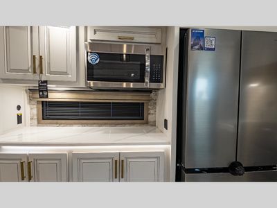 2025 Keystone RV Montana - Photo 31