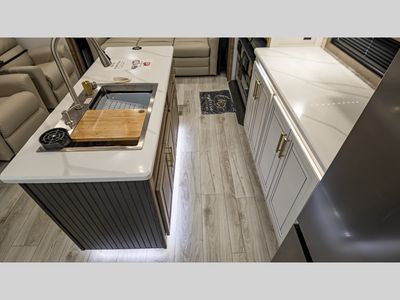 2025 Keystone RV Montana - Photo 36