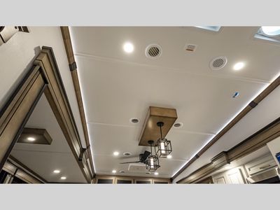 2025 Keystone RV Montana - Photo 41