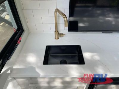 2026 Brinkley Model Z - Photo 13
