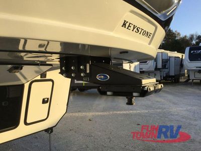 2026 Keystone RV Montana - Photo 9