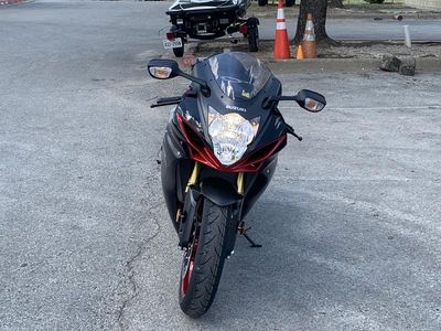 2026 Suzuki GSX-R750 — rear three-quarter view