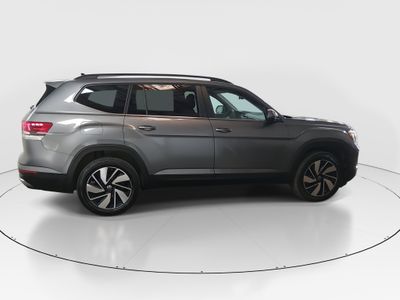 2024 Volkswagen Atlas - Photo 8