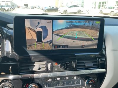 2026 Nissan Pathfinder - Photo 11